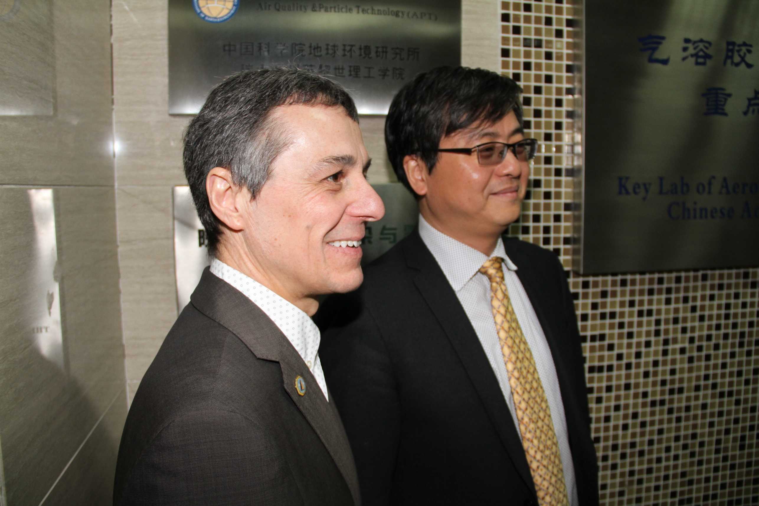 Federal Councillor Cassis and Prof. Cao